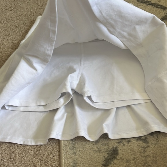 Beyond yoga tennis skirt - Picture 2 of 5
